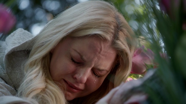 Once_Upon_a_Time_-_5x08_-_Birth_-_Emma_Cries